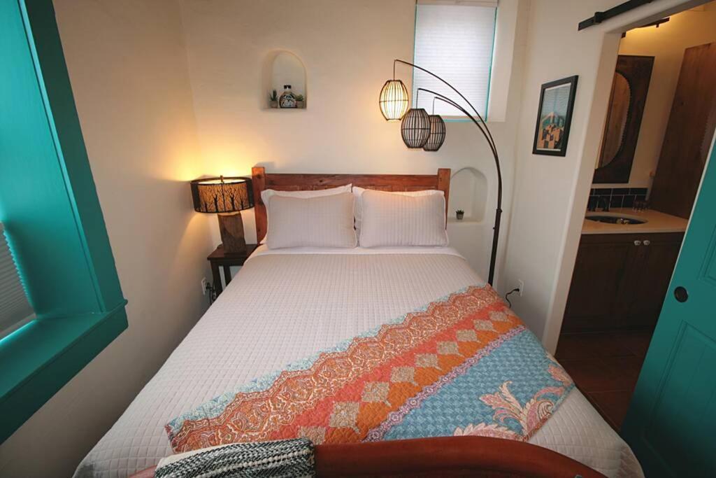 Closson Studio - Stylish - Near Plaza - Queen Bed Santa Fe Luaran gambar